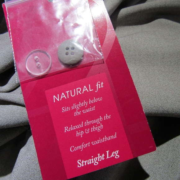 NEW 212 Collection Cateye Pant LIght Taupe 14 Long - Picture 4 of 6